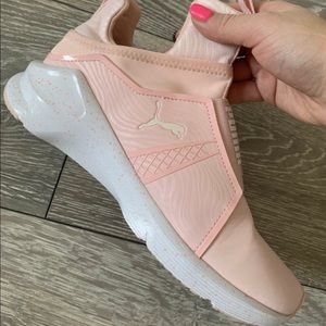 Puma baby pink kicks